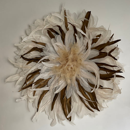 Or Pâle — art mural en plumes fait main, Rêves de Vi